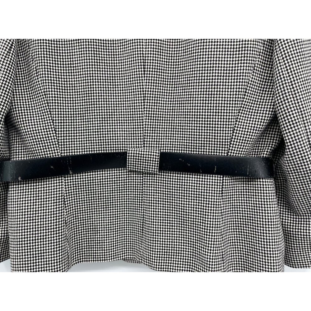 Tahari Houndstooth Suit Jacket Womens 12 Used Lined Belted Blazer - Picture 14 of 16